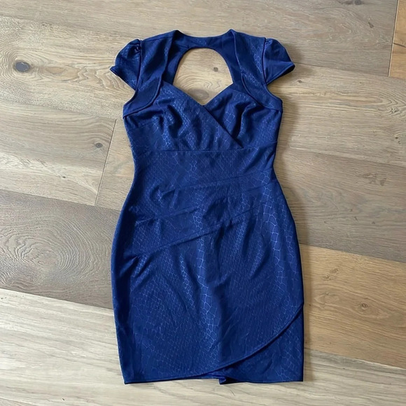 Guess Los Angeles Navy Blue Reptile Print Dress Size 8 - Picture 1 of 8